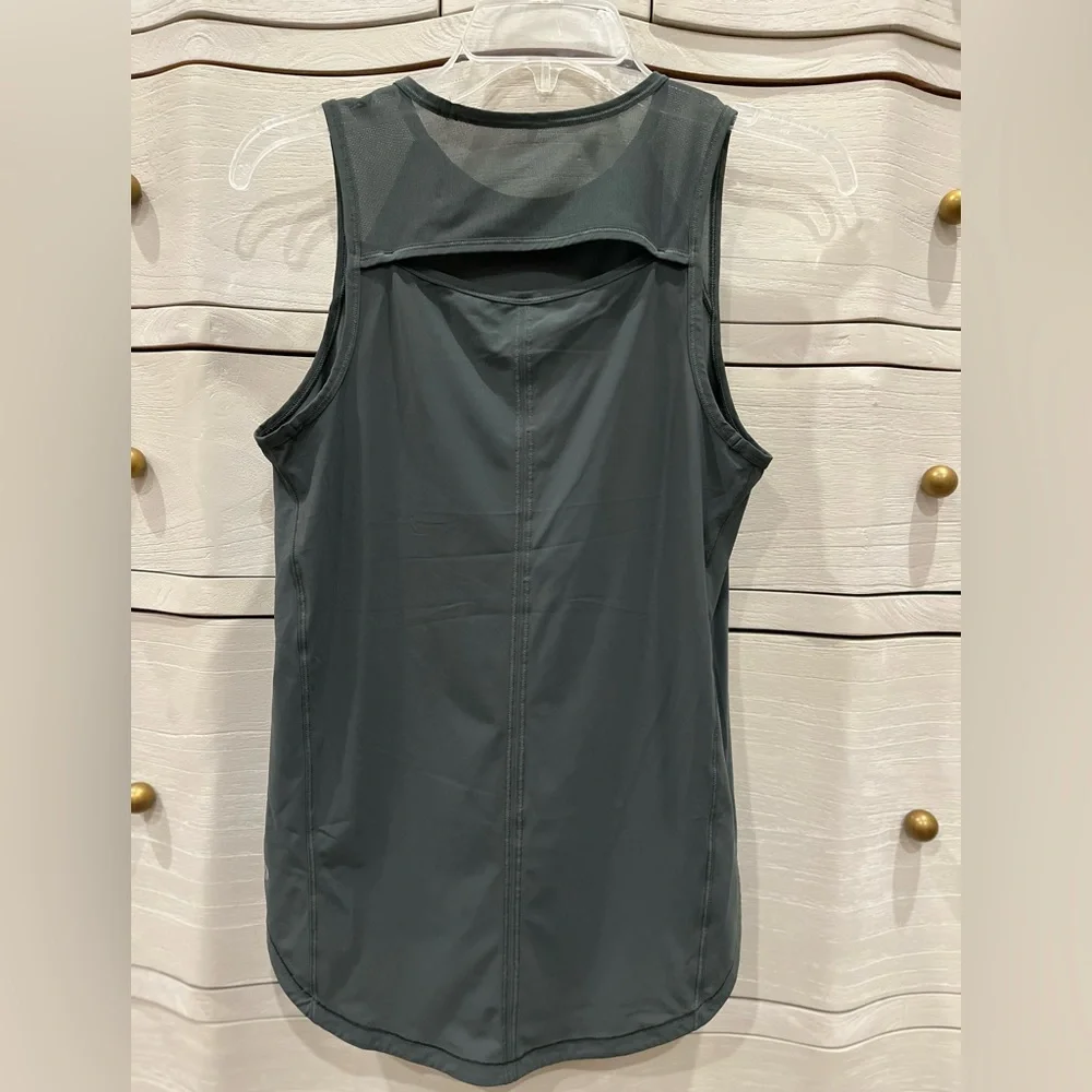 Lululemon Sculpt Tank Top size 4 - Picture 3 of 4